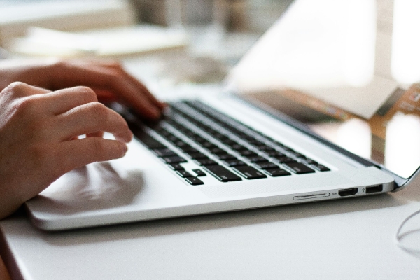 Michael-dolejs-FRdEUCB3DEU-unsplash