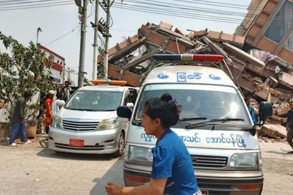 HEKSFoto_ Erdbeben Myanmar