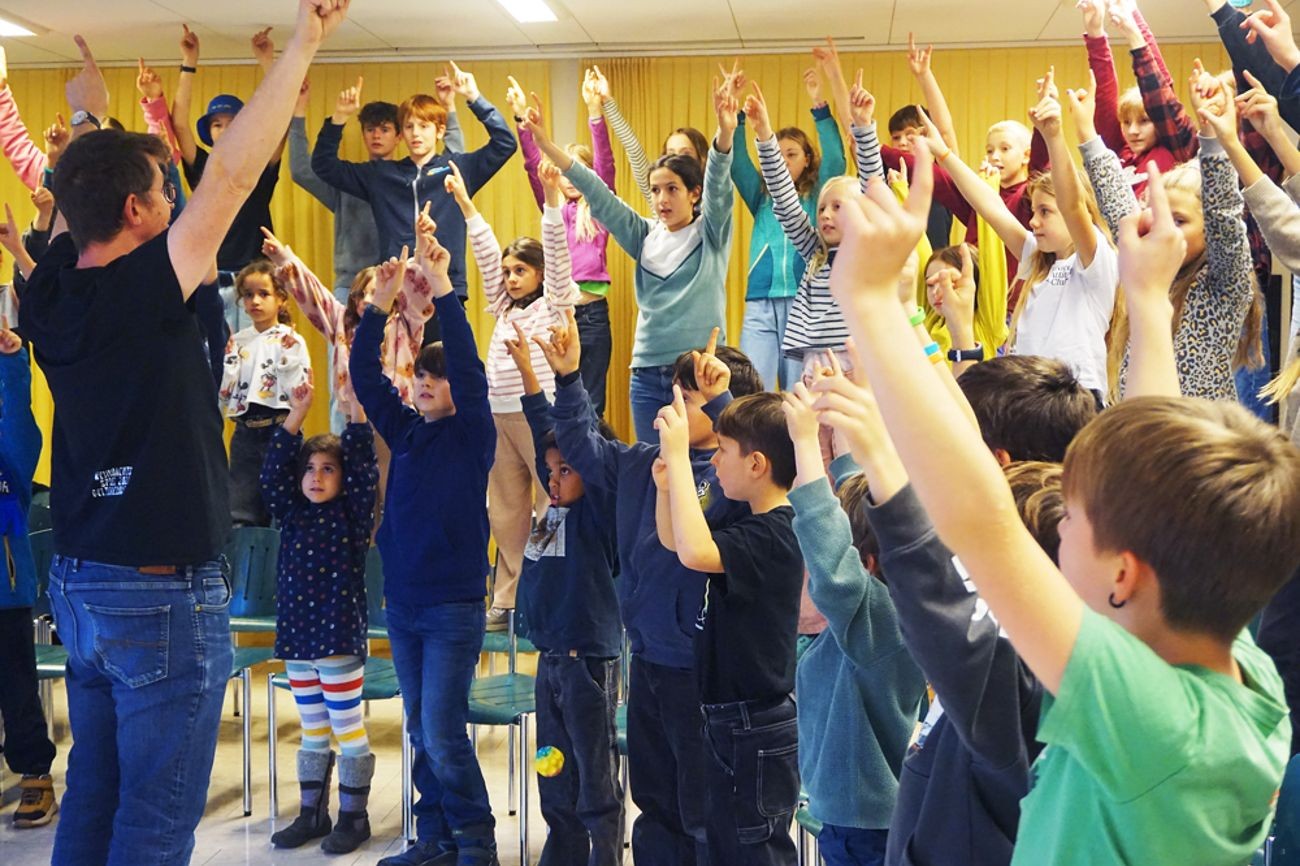 Kinderchorprobe_Weihnachtsmusical_Maria_Foto Noemi Harnickell