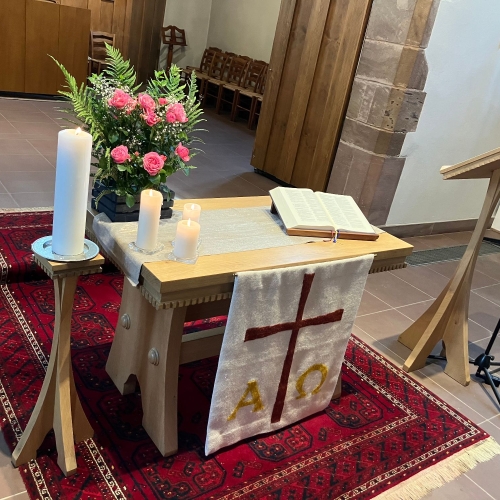 Kirchenaltar St Peter Oberdorf